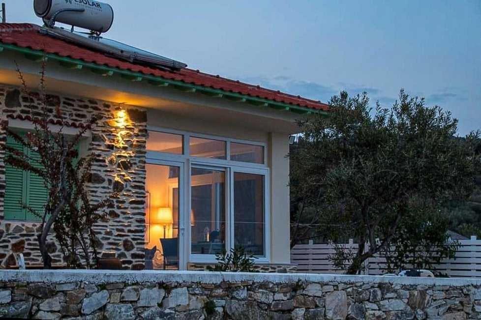 House Kokkalas On The Beach Pyrgadikia Buitenkant foto